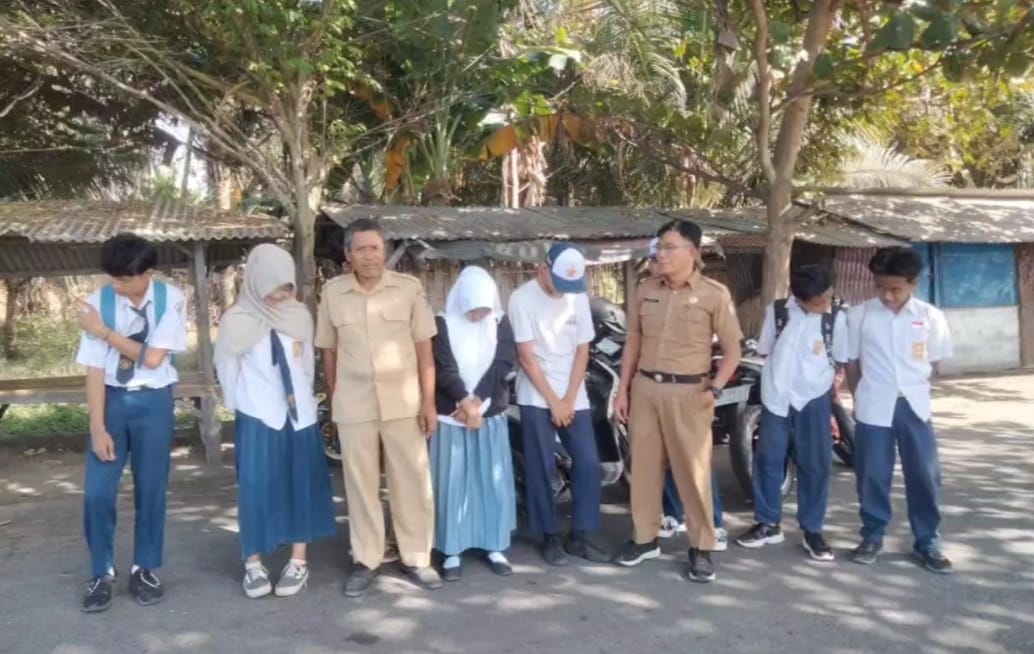 Pantai Labuhan Haji Lagi-Lagi Jadi Tempat Bolos Puluhan Pelajar, Pengawasan ke Mana?